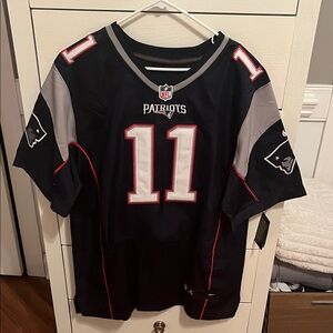 Delman Black and Gray Jersey with Red Accents